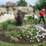 1798 Street Flowerbeds